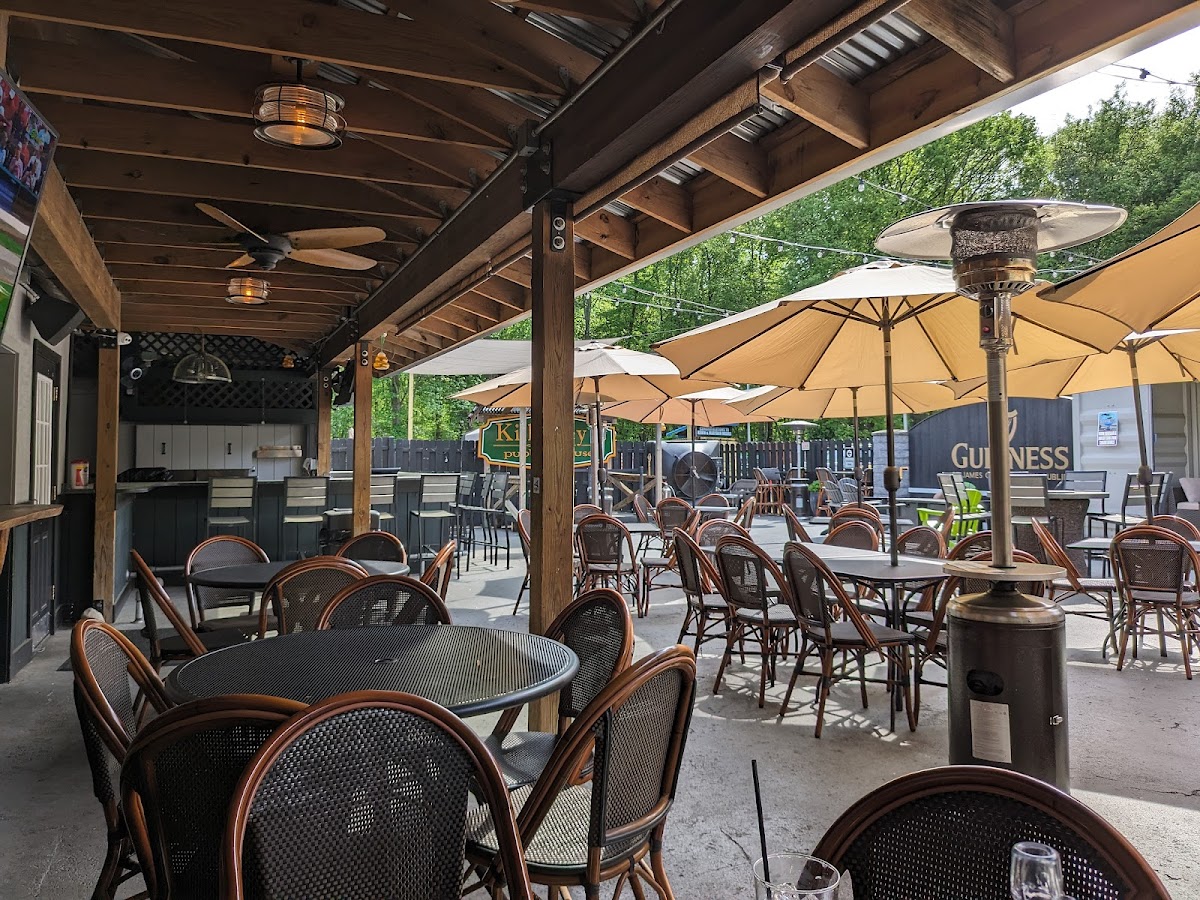 Killarney's Publick House